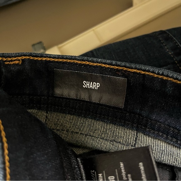 Revtown Sharp Jeans - Picture 8 of 8